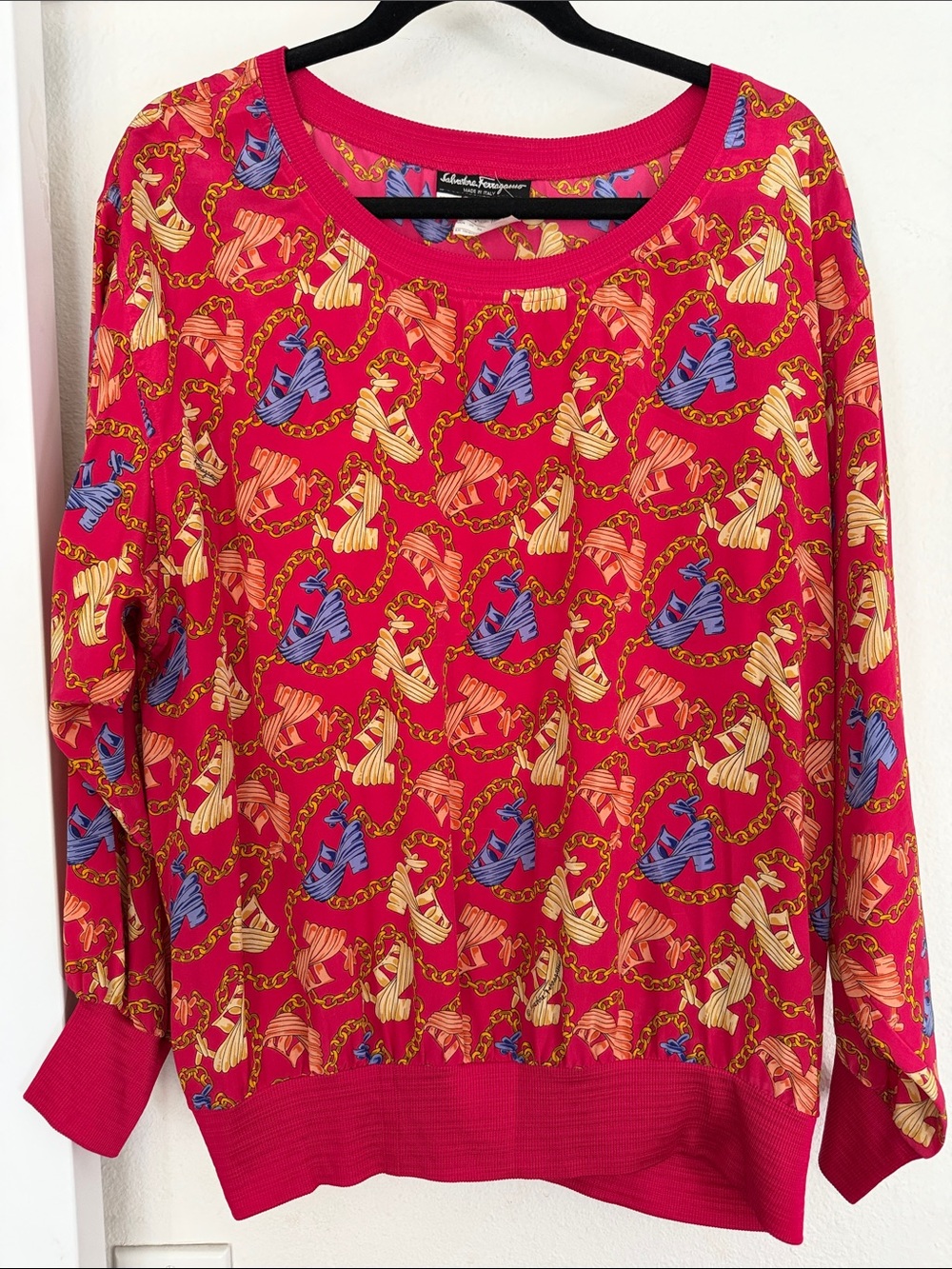 Salvatore Ferragamo Vintage 100% Silk Knit Trim Blouse Shoe Graphic M